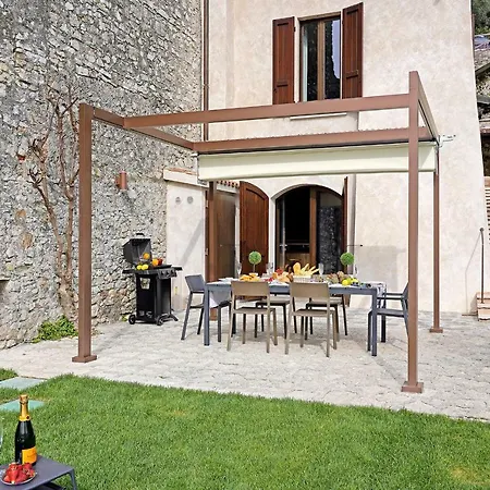 Victoria: Luxury Waterfront With Splendid Views * Gargnano